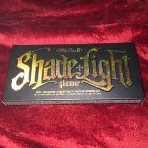 💖Kat Von D Shade + Light Glimmer Eye Palette